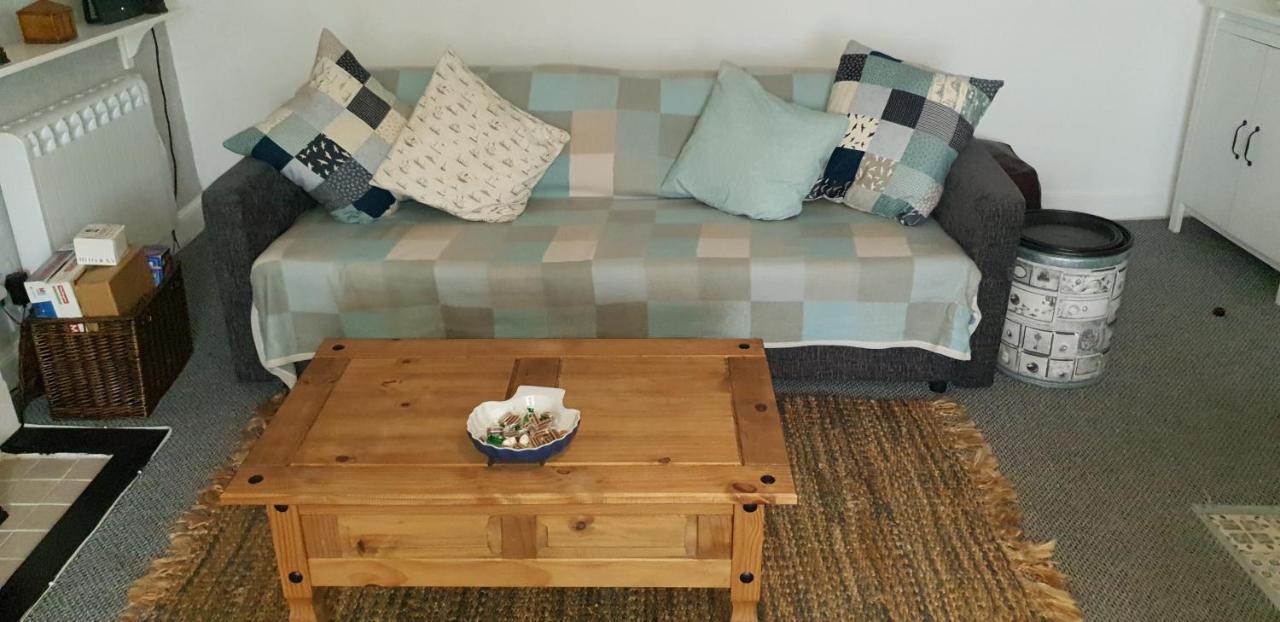 Cosy In Popular Harbour Town Apartment *